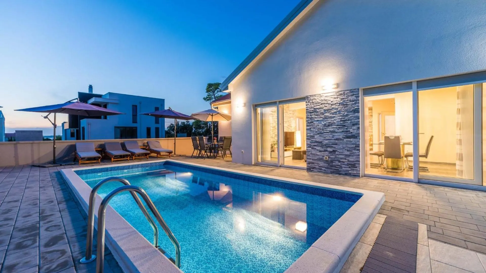 Villa Nicolle Only 50Meters From The Beach - By Ta Leut Agency Privlaka  Privlaka (Zadar)