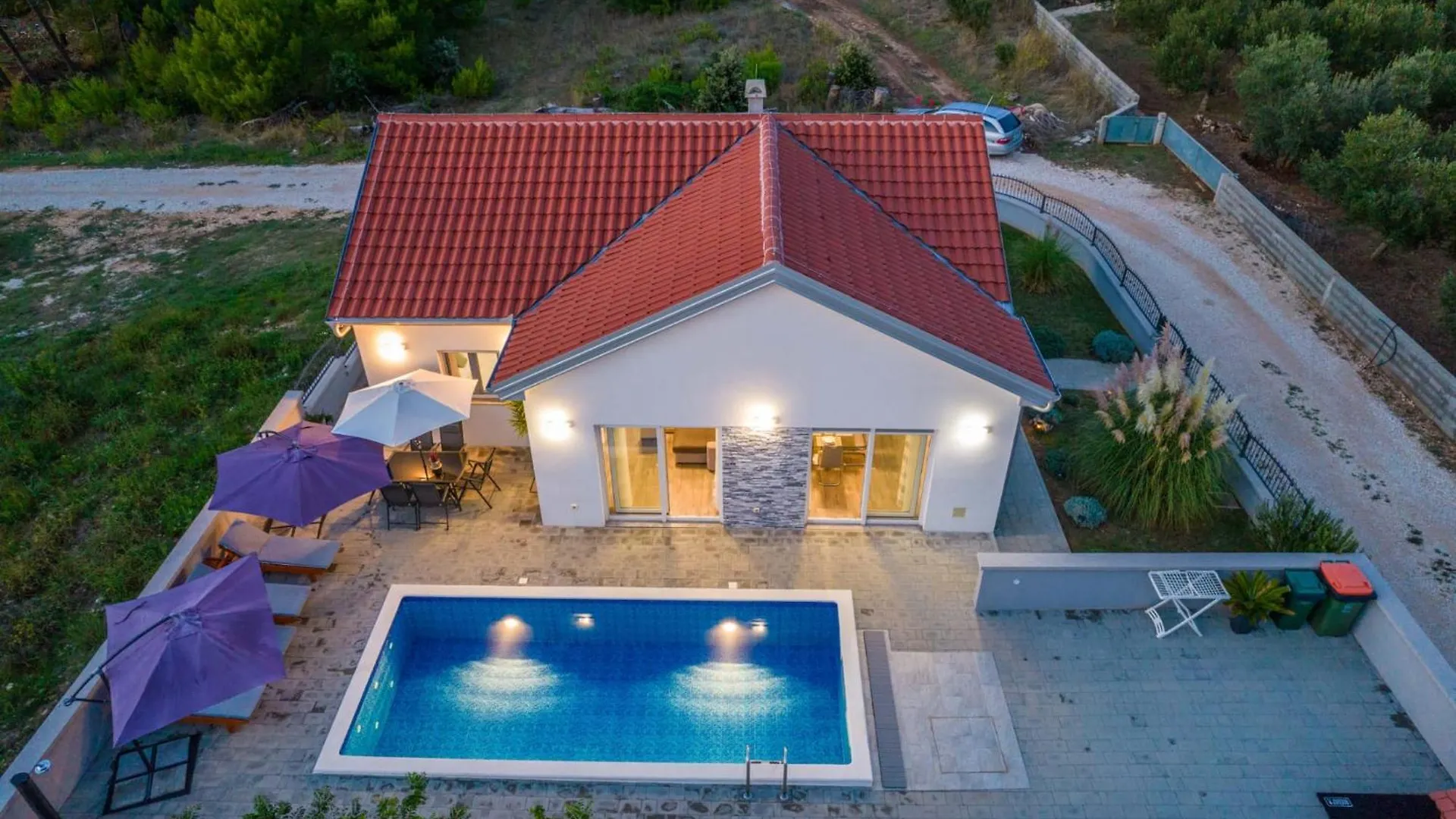 Villa Nicolle Only 50Meters From The Beach - By Ta Leut Agency Privlaka