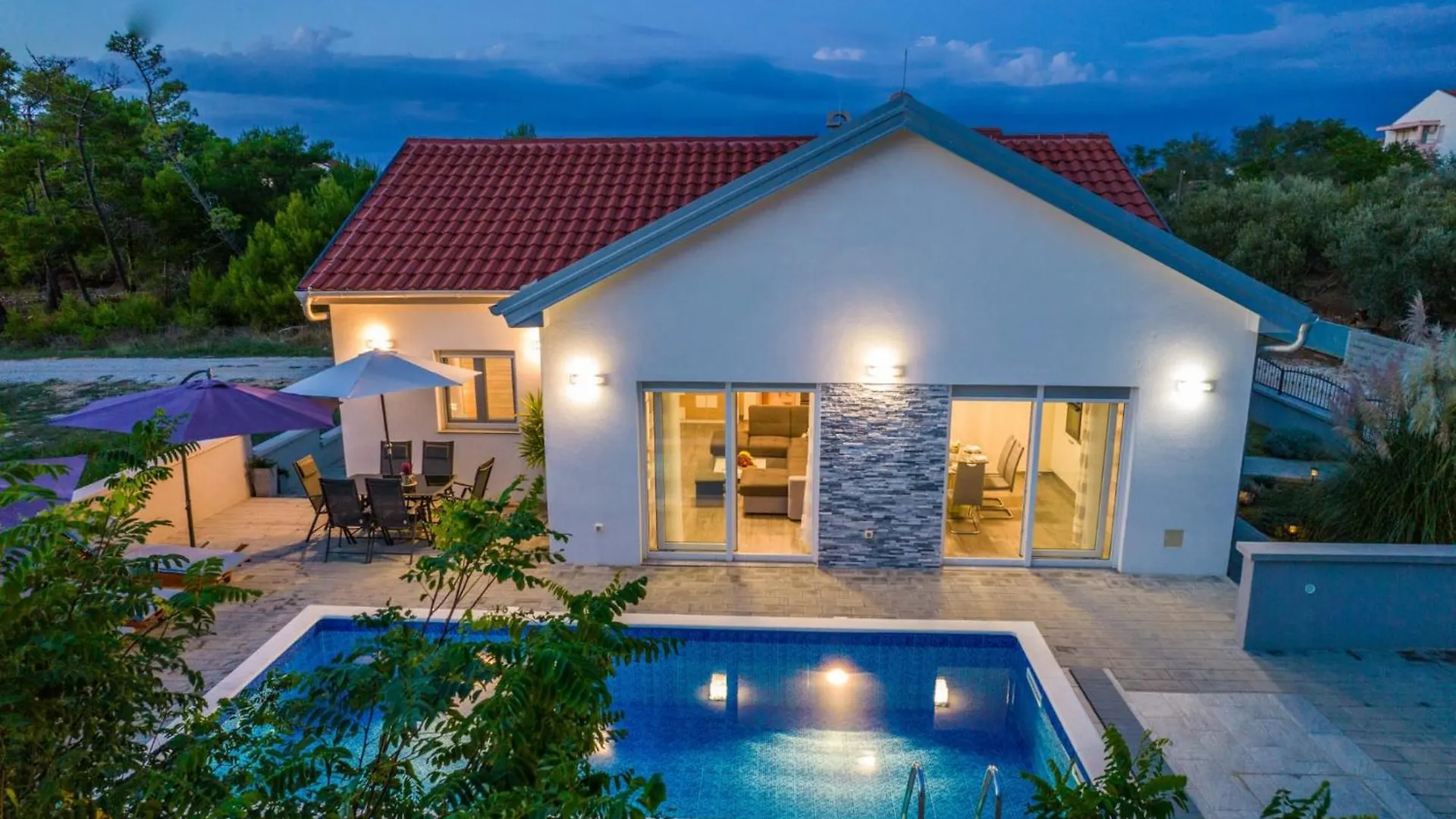 Villa Nicolle Only 50Meters From The Beach - By Ta Leut Agency Privlaka