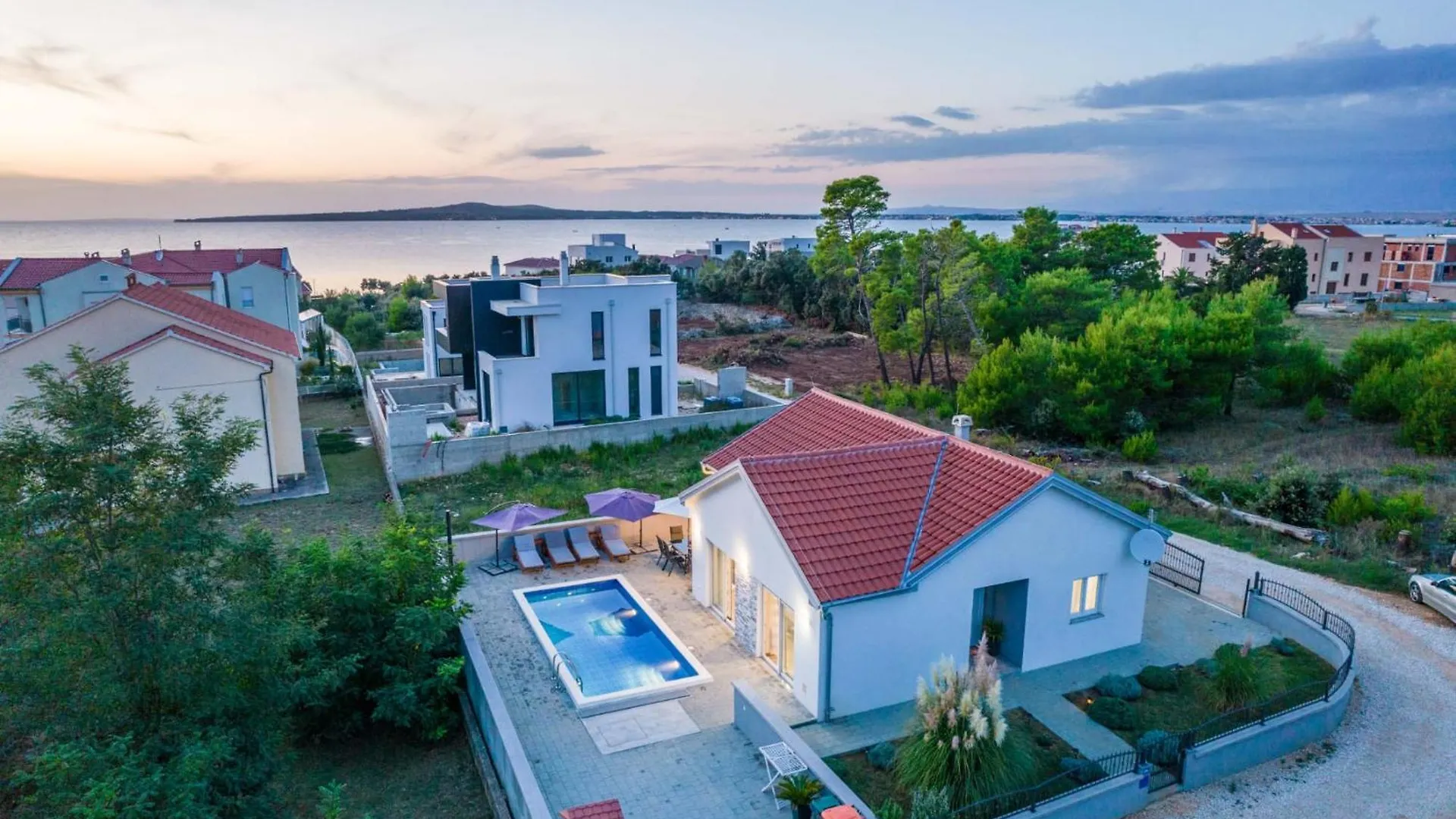 Villa Nicolle Only 50Meters From The Beach - By Ta Leut Agency Privlaka  Privlaka (Zadar)