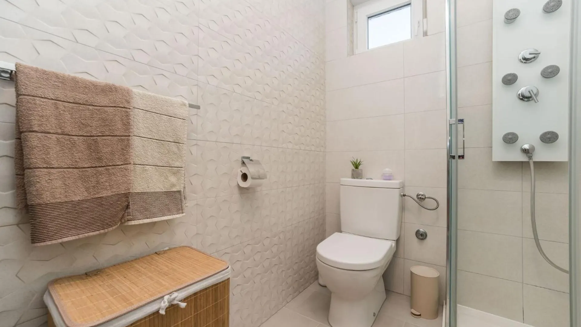 Villa Nicolle Only 50Meters From The Beach - By Ta Leut Agency Privlaka  0*, Privlaka (Zadar) Croatia