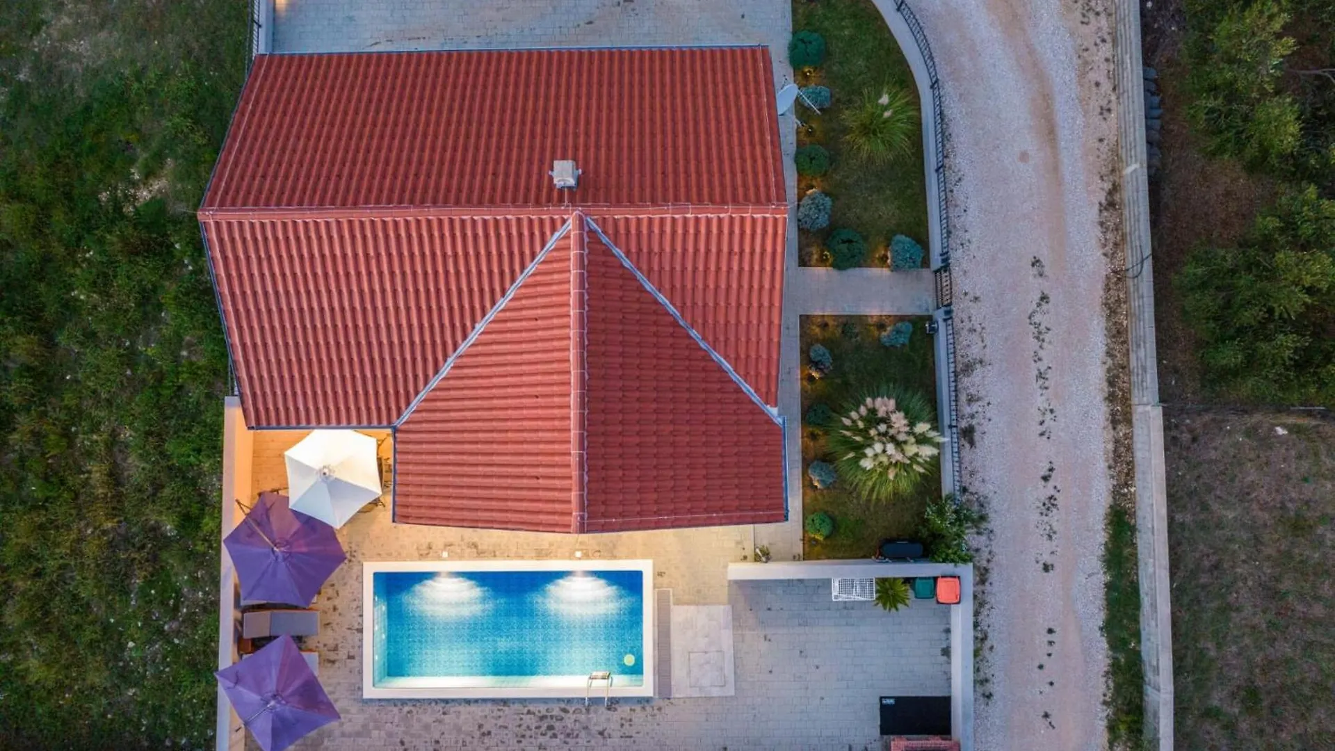 Villa Nicolle Only 50Meters From The Beach - By Ta Leut Agency Privlaka