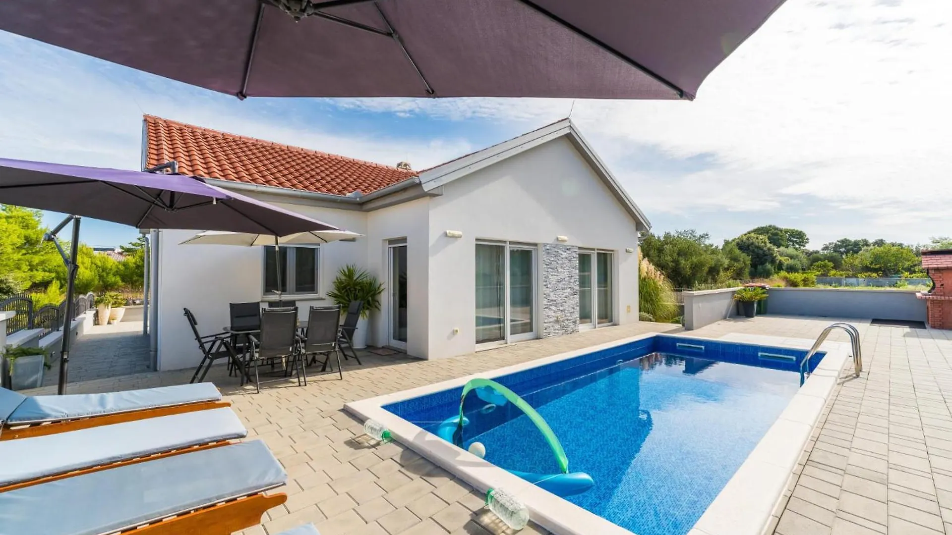Villa Nicolle Only 50Meters From The Beach - By Ta Leut Agency Privlaka   Privlaka (Zadar)